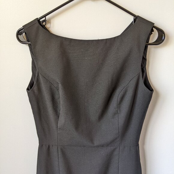 Of Mercer Fifth Avenue V-Back Sheath Dress, Size 2 - Picture 3 of 11